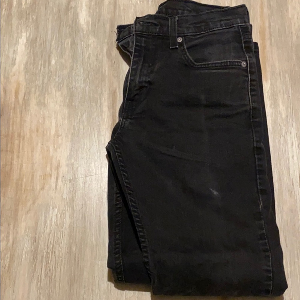 Levi’s 502 Jeans